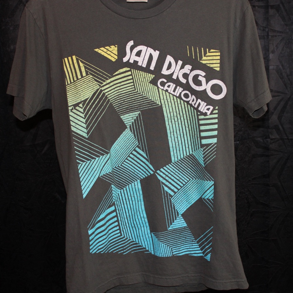 Coastal Classics San Diego Shirt - Picture 3 of 6